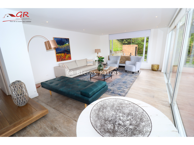 Casa de 6 alcobas en venta en Hatogrande, Sopó, 457 m² · foto 4 de 24