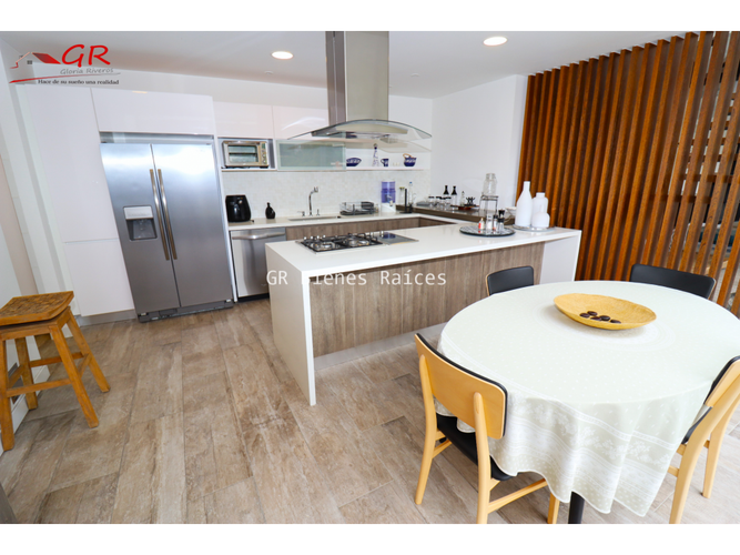 Casa de 6 alcobas en venta en Hatogrande, Sopó, 457 m² · foto 6 de 24
