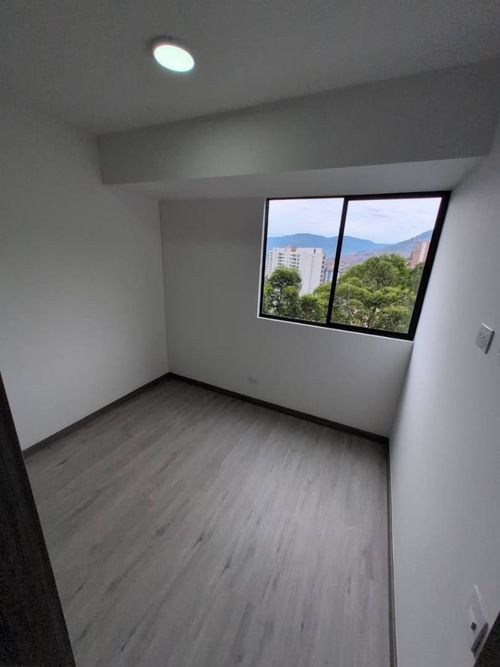 Apartamento de 3 alcobas en arriendo en Altos Del Poblado, Medellín, 70 m² · foto 7 de 19