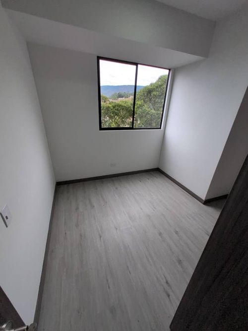 Apartamento de 3 alcobas en arriendo en Altos Del Poblado, Medellín, 70 m² · foto 12 de 19