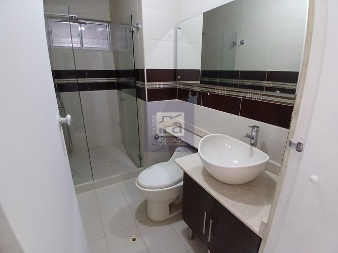 Casa de 7 alcobas en arriendo en Cabecera Del Llano, Bucaramanga, 215 m² · foto 17 de 20