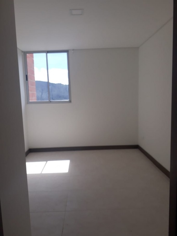 Apartamento en venta en La Tablaza, La Estrella · foto 4 de 9