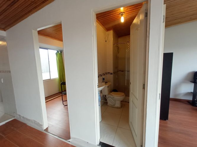 Apartamento de 2 alcobas en venta en Castilla, Bogotá, 42 m² · foto 6 de 11