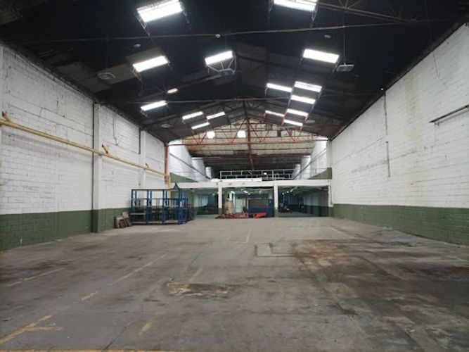 Bodega en arriendo en Las Mercedes, Itagüí, 2100 m² · foto 3 de 19