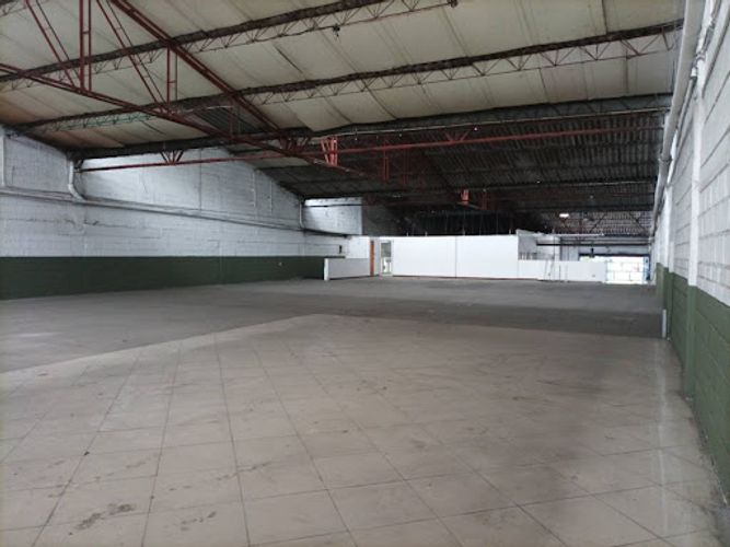 Bodega en arriendo en Las Mercedes, Itagüí, 2100 m² · foto 11 de 19
