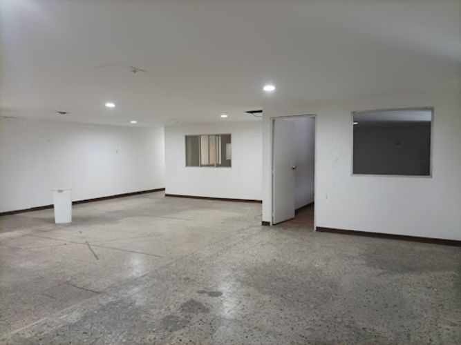 Bodega en arriendo en Las Mercedes, Itagüí, 2100 m² · foto 13 de 19