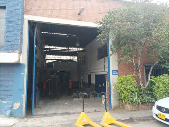 Bodega en arriendo en Las Mercedes, Itagüí, 2100 m² · foto 19 de 19