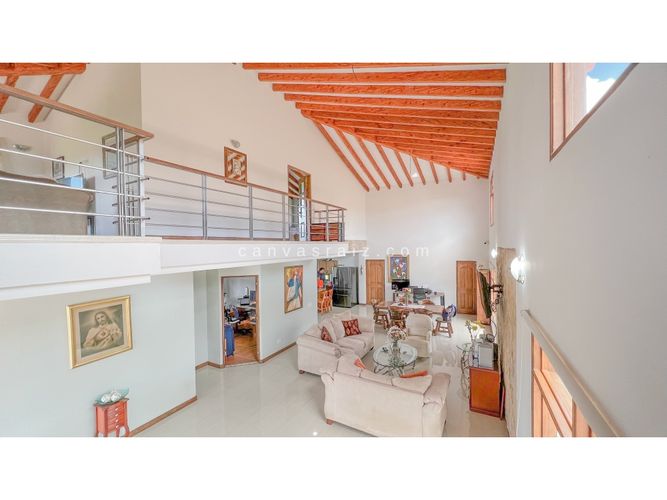 Finca en venta en Cristo Rey, El Carmen de Viboral, 3400 m² · foto 5 de 16