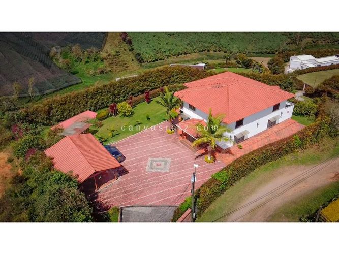 Finca en venta en Cristo Rey, El Carmen de Viboral, 3400 m² · foto 15 de 16