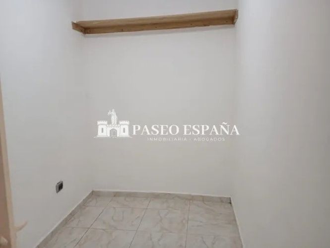 Casa de 6 alcobas en venta en Eloy Valenzuela, Girón, 295 m² · foto 5 de 14