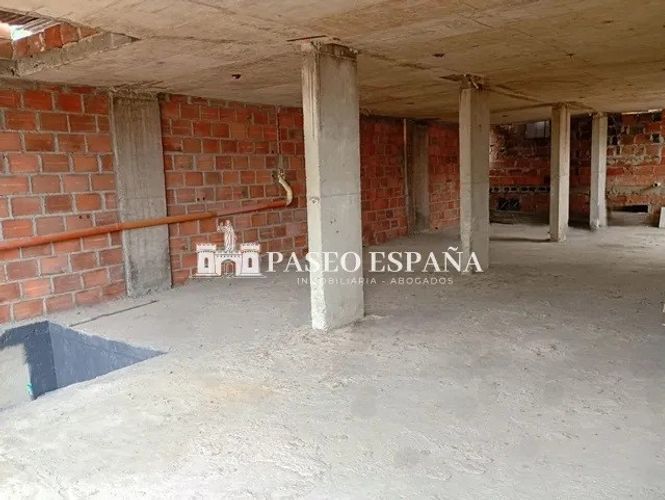 Casa de 6 alcobas en venta en Eloy Valenzuela, Girón, 295 m² · foto 13 de 14