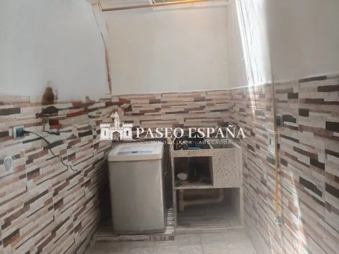 Casa de 6 alcobas en venta en Eloy Valenzuela, Girón, 295 m² · foto 12 de 14
