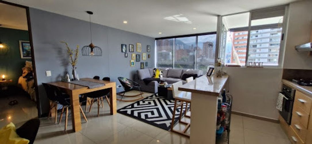 Apartamento de 1 alcoba en arriendo en Los Balsos, Medellín, 63 m² · foto 4 de 17
