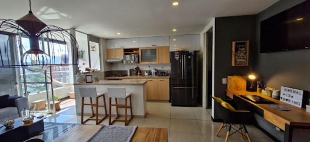 Apartamento de 1 alcoba en arriendo en Los Balsos, Medellín, 63 m² · foto 5 de 17