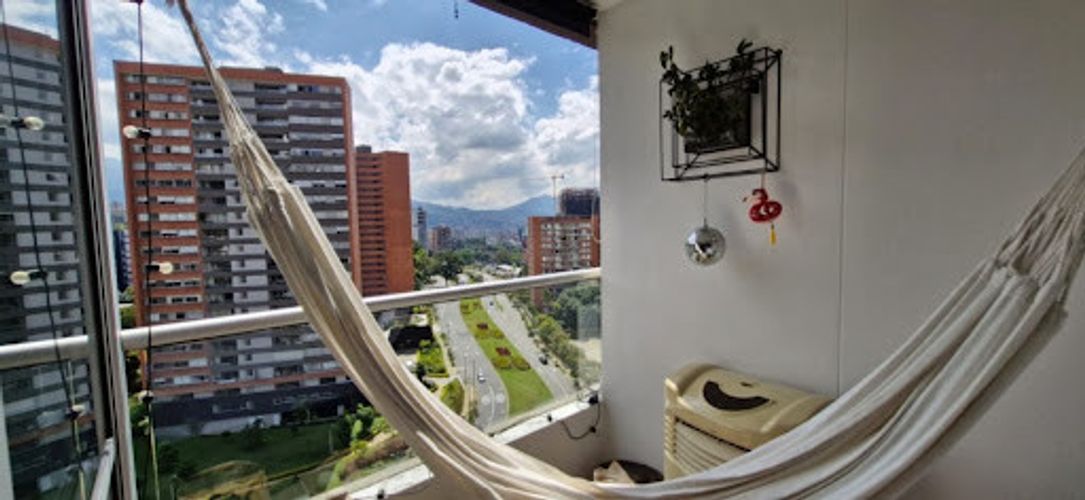Apartamento de 1 alcoba en arriendo en Los Balsos, Medellín, 63 m² · foto 11 de 17