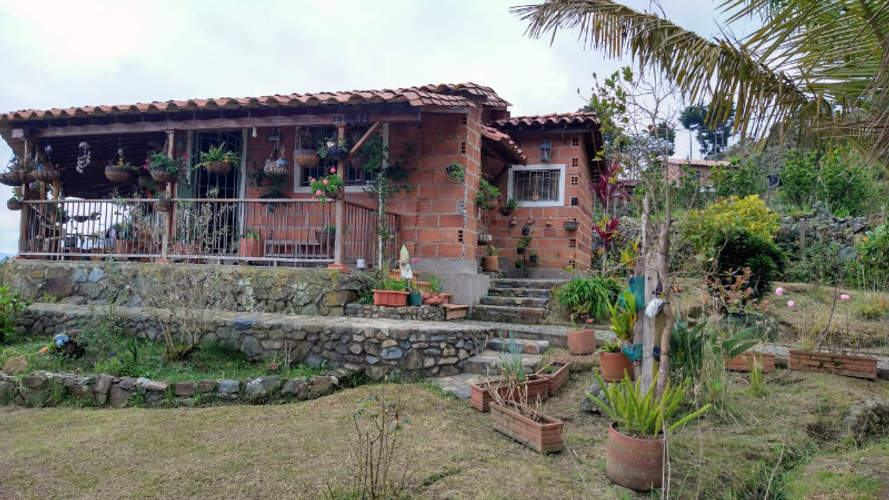 Finca en venta en Granizal, Medellín, 5770 m² · foto 12 de 17
