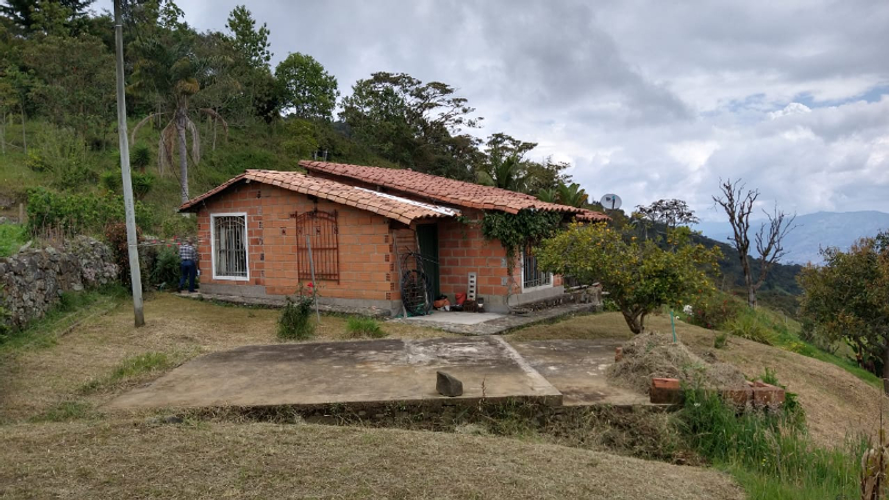 Finca en venta en Granizal, Medellín, 5770 m² · foto 13 de 17