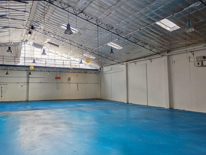 Bodega en arriendo en Belén, Medellín, 1000 m² · foto 6 de 9