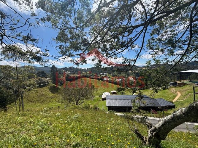Lote en venta en Loma Del Escobero, Envigado, 2650 m² · foto 11 de 14