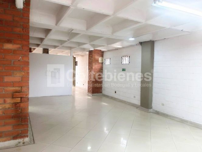 Bodega en arriendo en Santa Fe, Medellín, 100 m² · foto 15 de 17