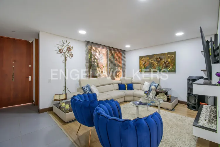 Casa de 3 alcobas en venta en Cota, 186 m² · foto 2 de 18