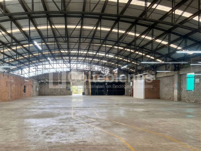 Bodega en arriendo en Bellavista, Guarne, 2000 m² · foto 5 de 6