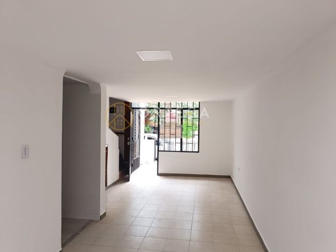 Casa de 3 alcobas en venta en Los Andes, Floridablanca, 65 m² · foto 7 de 16
