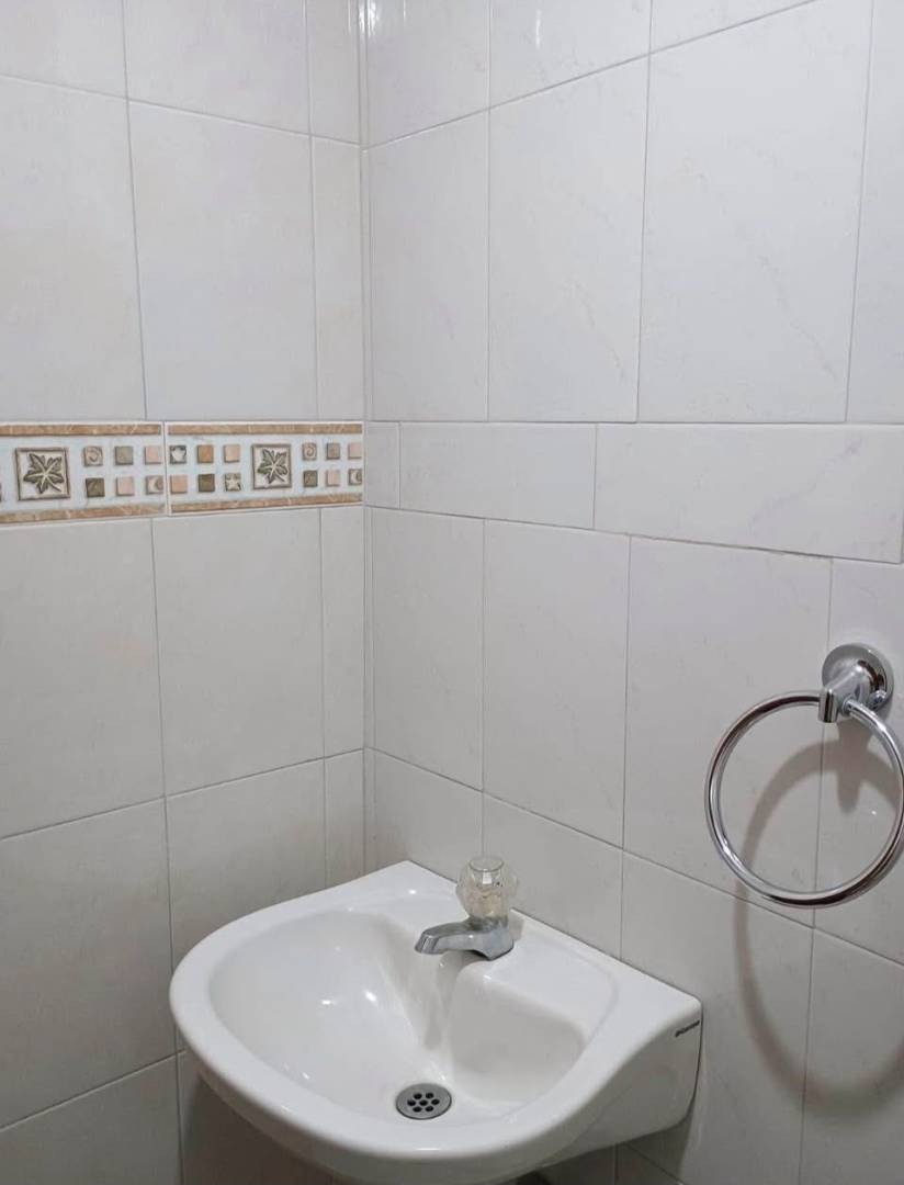 Casa en venta en Villa Del Prado, Bogotá · foto 6 de 8
