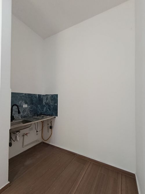 Local en arriendo en Trapiches Ii, Villa del Rosario, 50 m² · foto 3 de 4