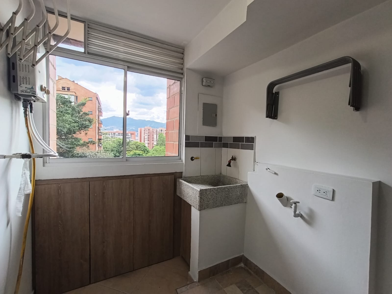 Apartamento en arriendo en El Poblado, Medellín · foto 9 de 20