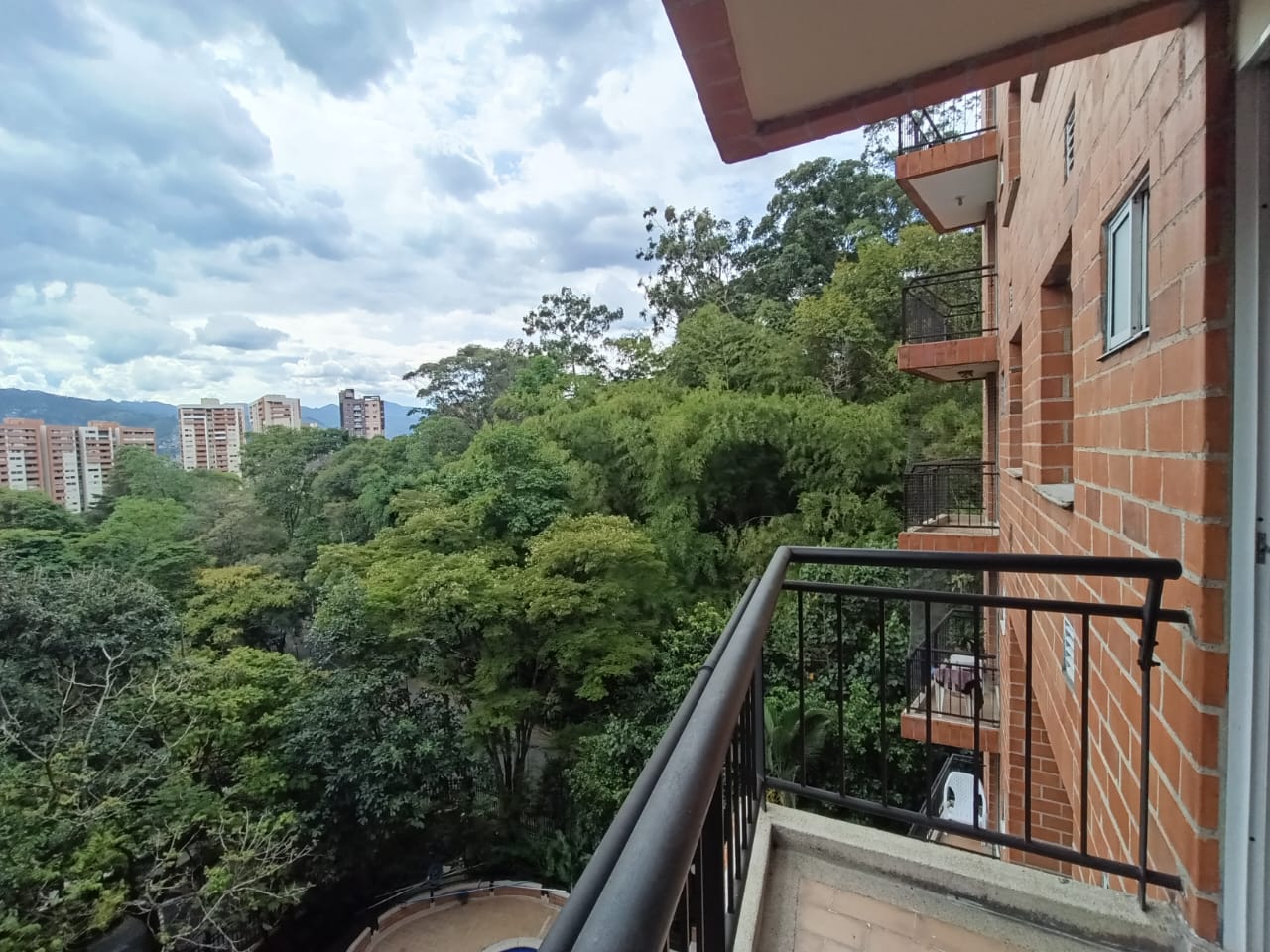 Apartamento en arriendo en El Poblado, Medellín · foto 17 de 20