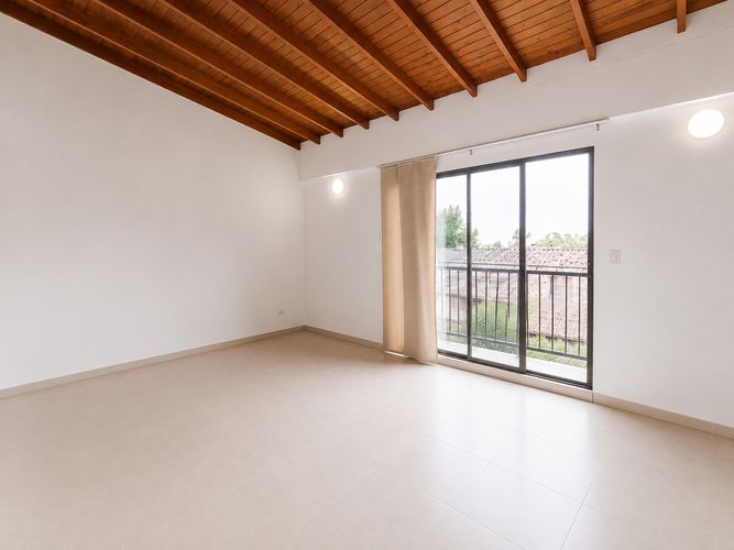Apartamento de 3 alcobas en arriendo en Belén, Medellín, 90 m² · foto 4 de 17