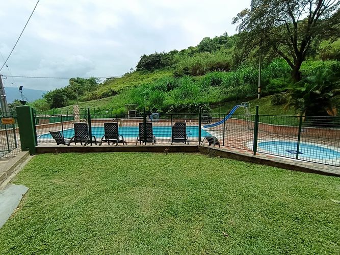 Apartamento de 3 alcobas en arriendo en Belén, Medellín, 90 m² · foto 13 de 17