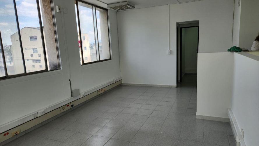 Local en venta en Versalles, Cali, 136 m² · foto 2 de 12
