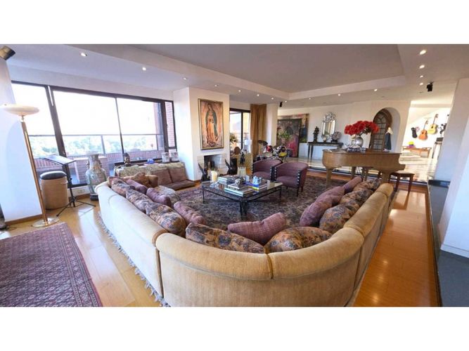 Apartamento de 4 alcobas en venta en Los Lagartos, Bogotá, 348 m² · foto 4 de 24