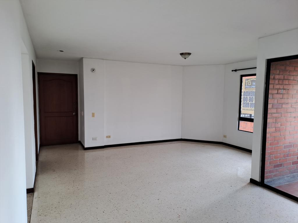Apartamento en venta en Chipichape, Cali · foto 8 de 24