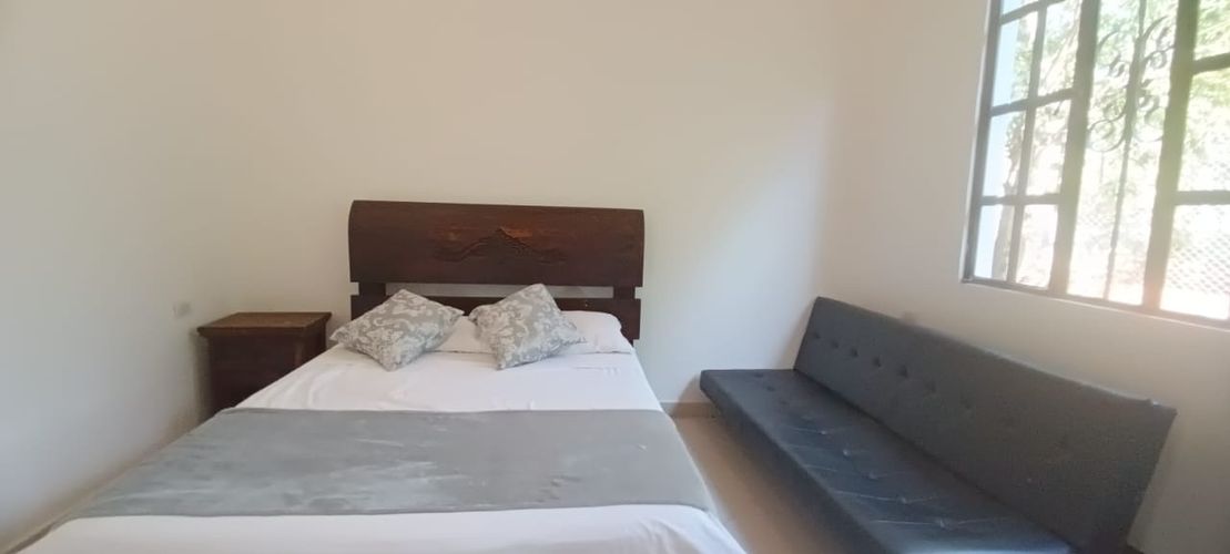 Finca en venta en Llano Pozo, Ricaurte, 1008 m² · foto 16 de 24