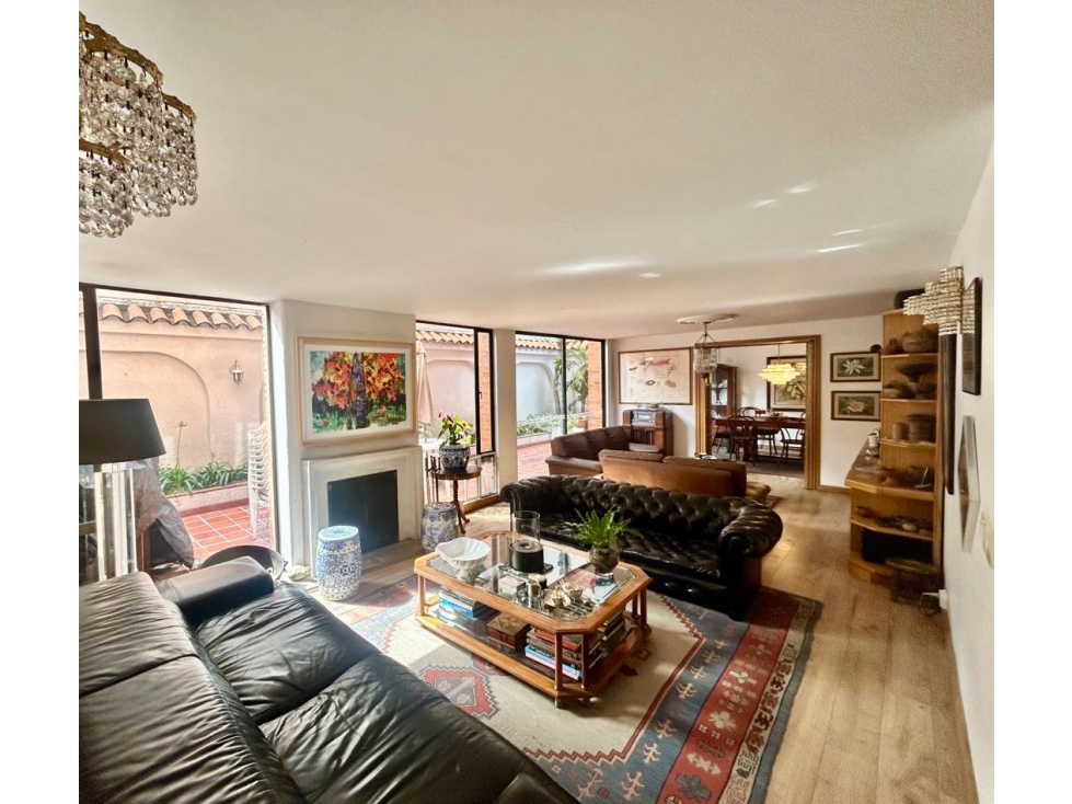 Apartamento en venta en Santa Barbara, Bogotá · foto 3 de 24
