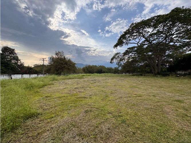 Lote en venta en La Viga, Cali, 4599 m² · foto 3 de 6