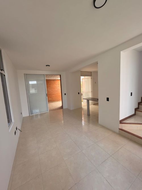Casa de 3 alcobas en venta en Valle Del Lili, Cali, 95 m² · foto 13 de 19