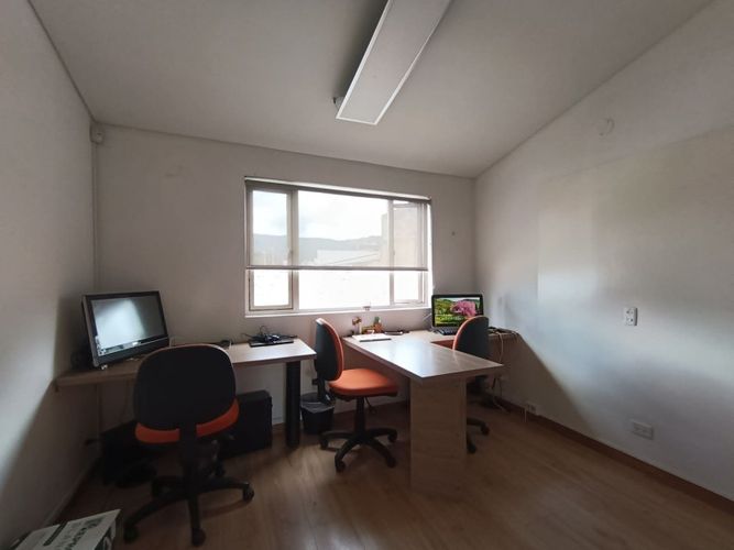Casa de 5 alcobas en venta en Las Margaritas, Bogotá, 261 m² · foto 8 de 24