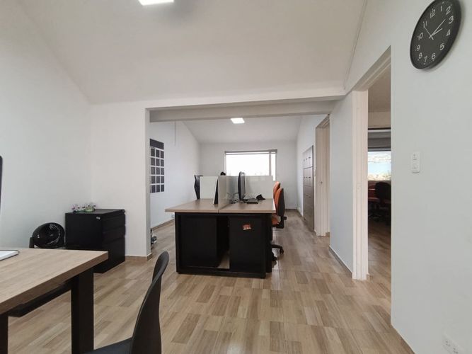 Casa de 5 alcobas en venta en Las Margaritas, Bogotá, 261 m² · foto 11 de 24