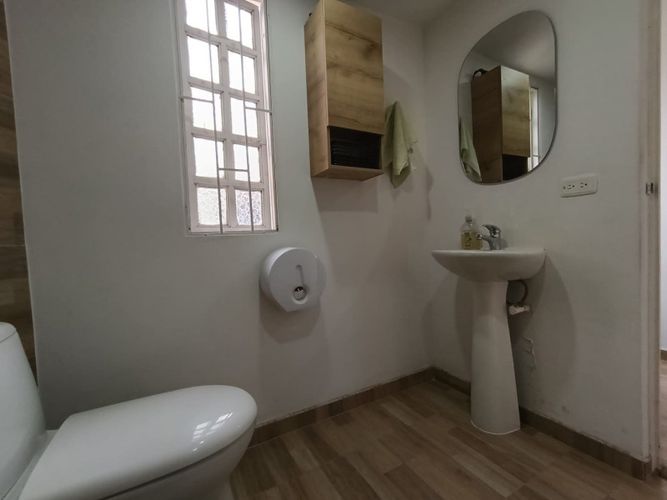 Casa de 5 alcobas en venta en Las Margaritas, Bogotá, 261 m² · foto 16 de 24