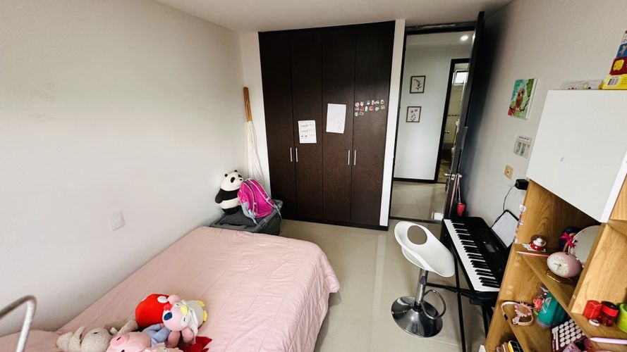 Apartamento de 3 alcobas en venta en Ciudad Jardin, Cali, 130 m² · foto 17 de 24