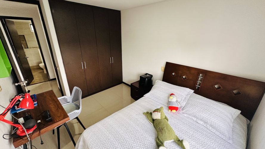 Apartamento de 3 alcobas en venta en Ciudad Jardin, Cali, 130 m² · foto 18 de 24