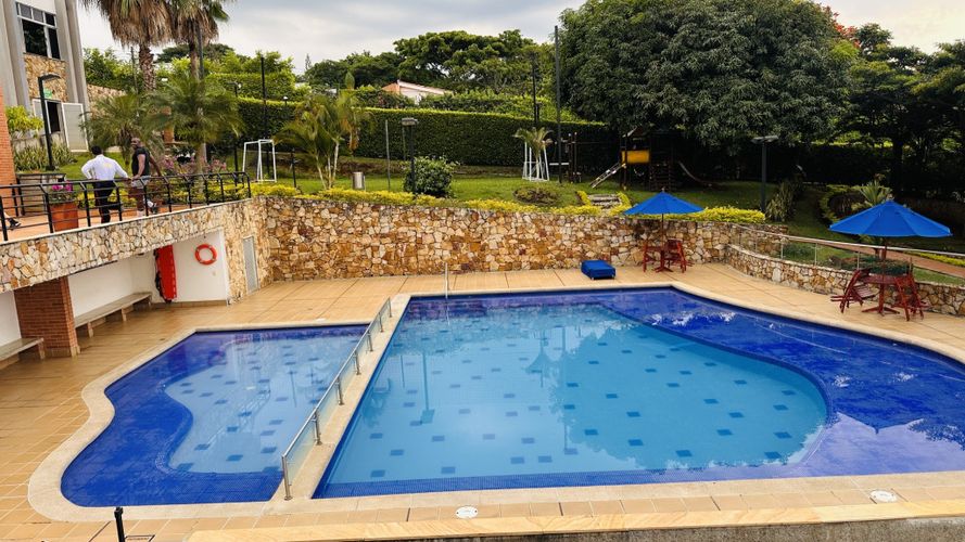 Apartamento de 3 alcobas en venta en Ciudad Jardin, Cali, 130 m² · foto 21 de 24