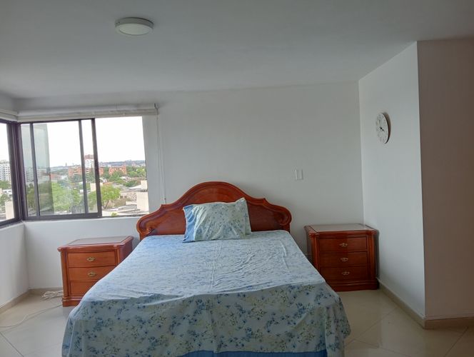Apartamento de 3 alcobas en venta en Tequendama, Cali, 118 m² · foto 2 de 24