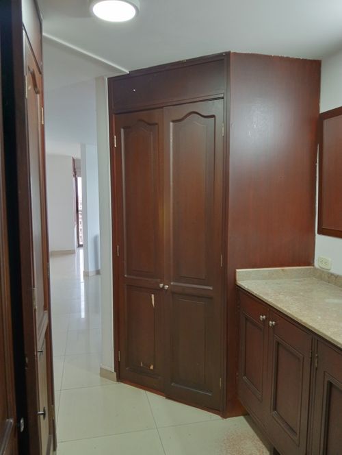 Apartamento de 3 alcobas en venta en Tequendama, Cali, 118 m² · foto 9 de 24
