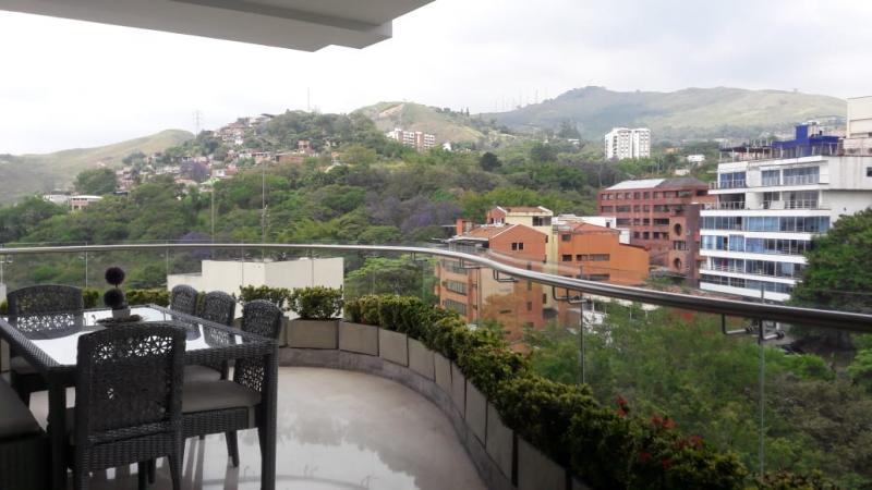 Apartamento en Venta en Bellavista, Cali