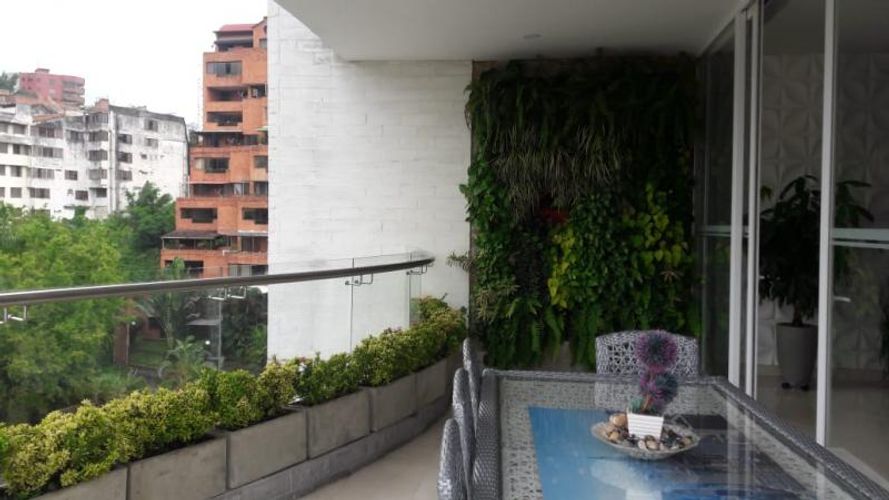 Apartamento en venta en Bellavista, Cali · foto 2 de 24